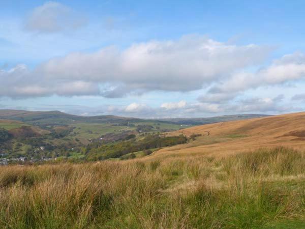 Knowle Lodge Mytholmroyd Exterior foto